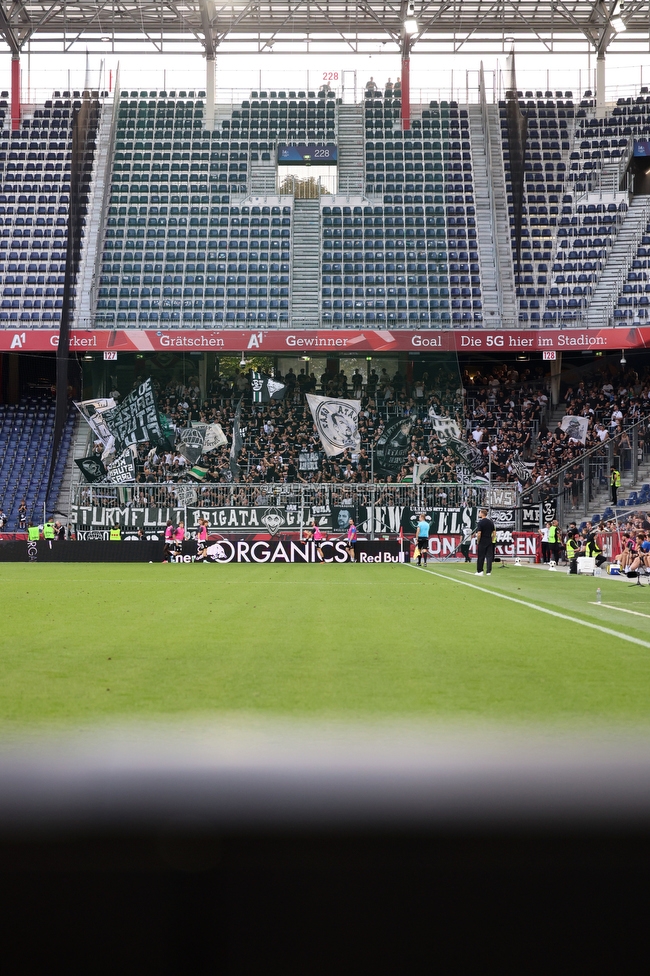 RB Salzburg - Sturm Graz
Oesterreichische Fussball Bundesliga, 7. Runde, FC RB Salzburg - SK Sturm Graz, Stadion Wals-Siezenheim, 20.09.2026.

Foto zeigt Fans von Sturm
