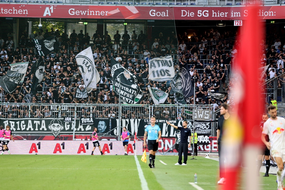 RB Salzburg - Sturm Graz
Oesterreichische Fussball Bundesliga, 7. Runde, FC RB Salzburg - SK Sturm Graz, Stadion Wals-Siezenheim, 20.09.2026.

Foto zeigt Fans von Sturm
