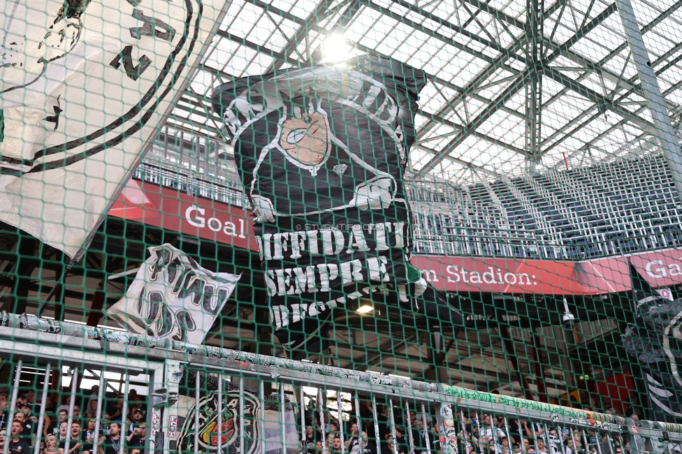 RB Salzburg - Sturm Graz
Oesterreichische Fussball Bundesliga, 7. Runde, FC RB Salzburg - SK Sturm Graz, Stadion Wals-Siezenheim, 20.09.2026.Foto zeigt Fans von Sturm
Schlüsselwörter: jewels