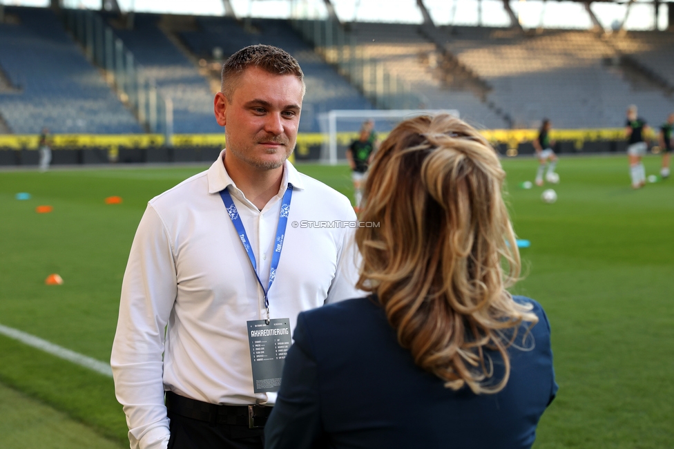 Sturm Frauen - Wolfsburg
UEFA Womens Europa Cup Qualifikation, 2. Runde, SK Sturm Graz Frauen - VfL Wolfsburg, Stadion Graz-Liebenau, 30.09.2026.Foto zeigt Michael Erlitz (Sportdirektor Sturm Frauen)
