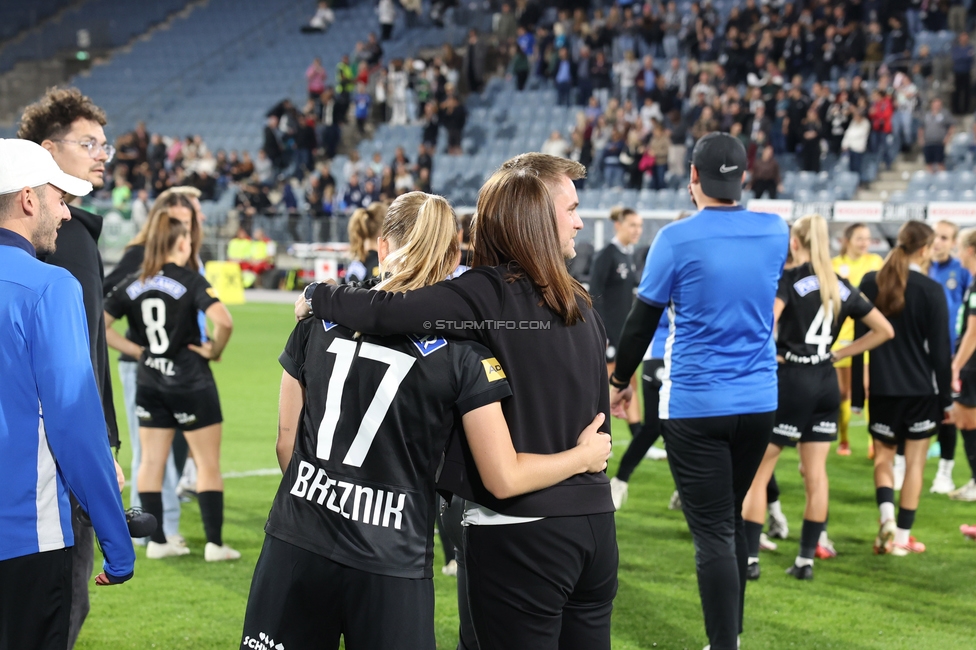 Sturm Frauen - Wolfsburg
UEFA Womens Europa Cup Qualifikation, 2. Runde, SK Sturm Graz Frauen - VfL Wolfsburg, Stadion Graz-Liebenau, 30.09.2026.Foto zeigt Lena Breznik (Sturm Frauen) und Susanne Gorny (Vorstand Sturm)
