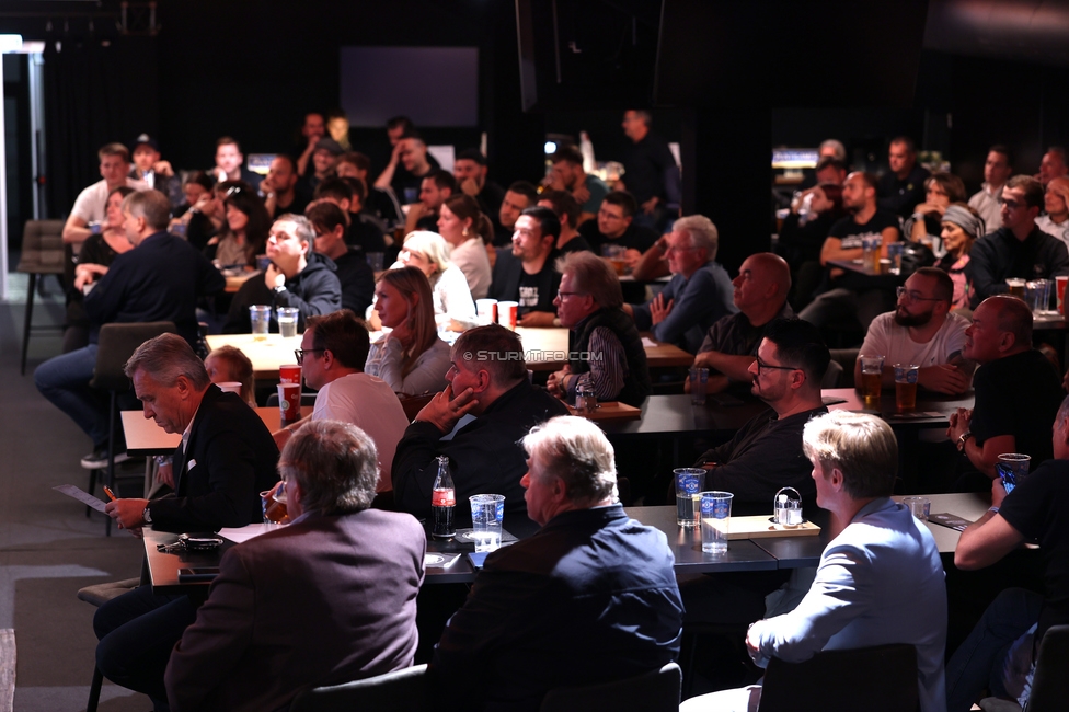 4. Sturmhistorischer Themenabend
4. Sturmhistorischer Themenabend - 20 Jahre Zwangsausgleich, Sportsbar - Das Eggenberg, Graz, 02.10.2026.

Foto zeigt Gaeste
