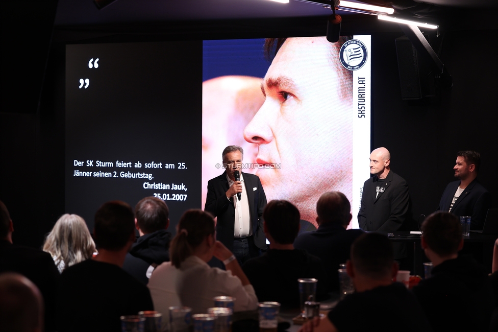 4. Sturmhistorischer Themenabend
4. Sturmhistorischer Themenabend - 20 Jahre Zwangsausgleich, Sportsbar - Das Eggenberg, Graz, 02.10.2026.

Foto zeigt Christian Jauk (Praesident Sturm)
