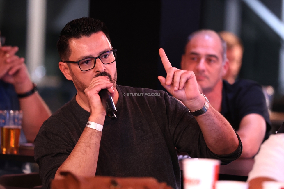 4. Sturmhistorischer Themenabend
4. Sturmhistorischer Themenabend - 20 Jahre Zwangsausgleich, Sportsbar - Das Eggenberg, Graz, 02.10.2026.

Foto zeigt Gaeste
