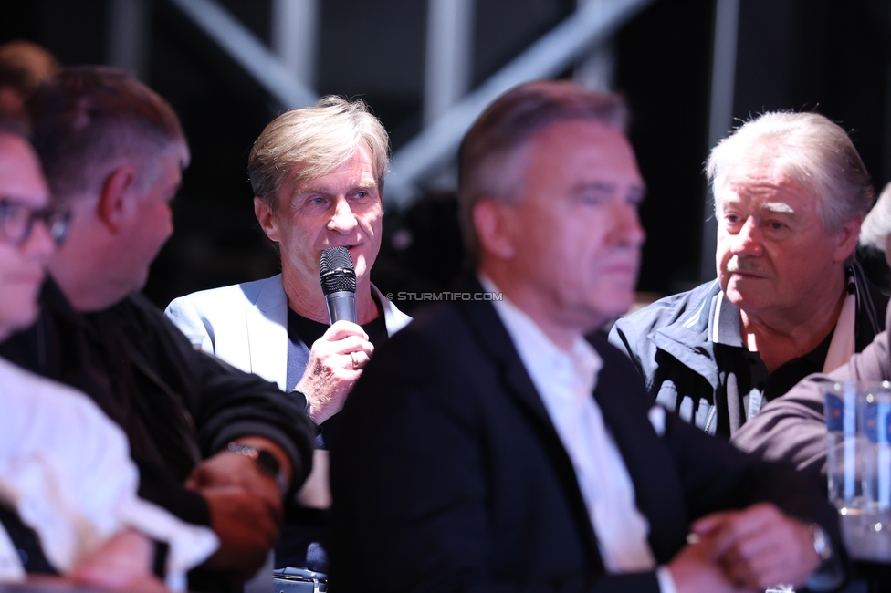 4. Sturmhistorischer Themenabend
4. Sturmhistorischer Themenabend - 20 Jahre Zwangsausgleich, Sportsbar - Das Eggenberg, Graz, 02.10.2026.

Foto zeigt Walter Hoermann (ehem. Sportdirektor Sturm)
