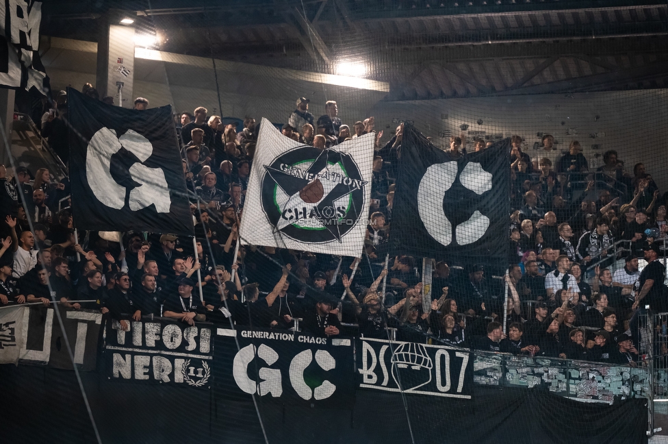 Austria Wien - Sturm Graz
Oesterreichische Fussball Bundesliga, 8. Runde, FK Austria Wien - SK Sturm Graz, Franz Horr Stadion Wien, 10.10.2026.

Foto zeigt Fans von Sturm
Schlüsselwörter: generationchaos